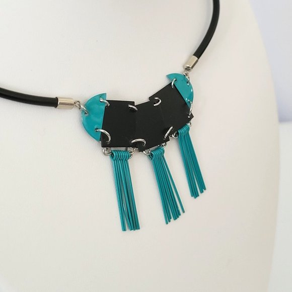 Industrial Look 16" Choker Necklace Black Plastic Medallions Dangles Blue Teal - Picture 5 of 10